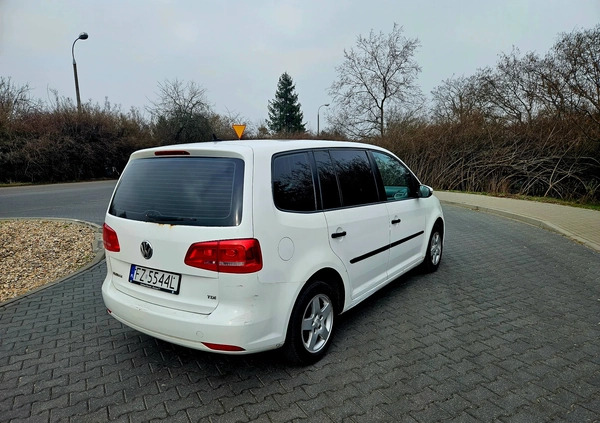 Volkswagen Touran cena 17999 przebieg: 537000, rok produkcji 2011 z Góra małe 137